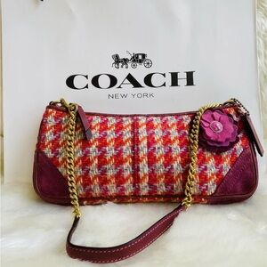Coach vintage Hamptons Houndstooth Mini hand bag